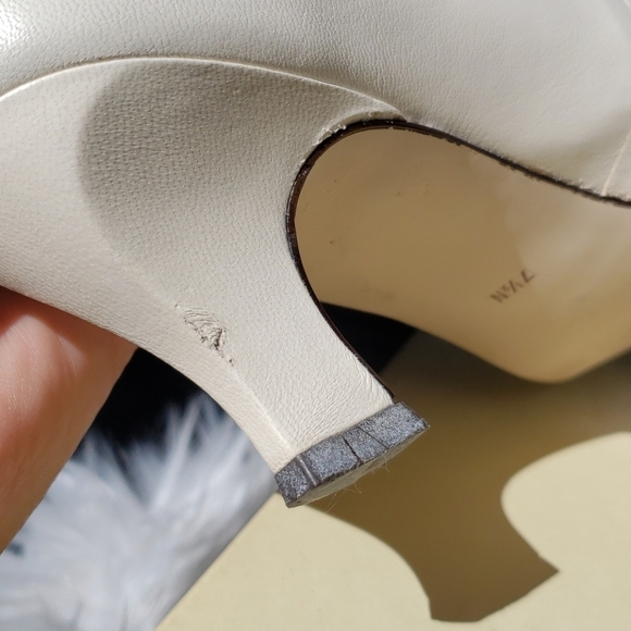 Enzo Angiolini Curio Cream Pumps 7.5N - Picture 10 of 11